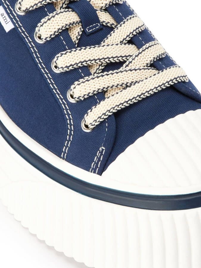 AMI Paris Sneakers met plateauzool Blauw