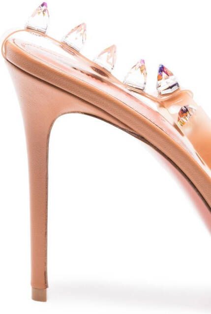 Amina Muaddi Julia pumps van pvc glas Bruin