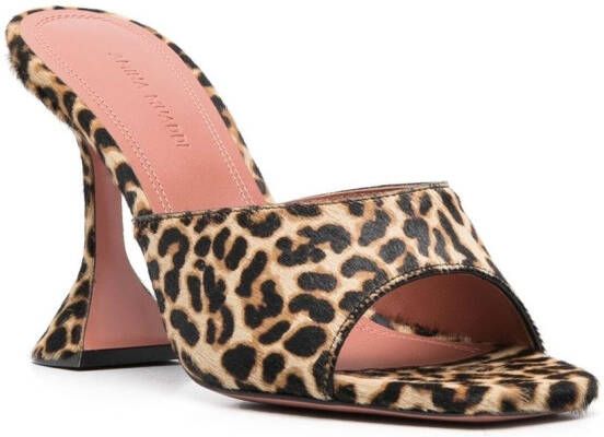 Amina Muaddi Sandalen met luipaardprint Beige