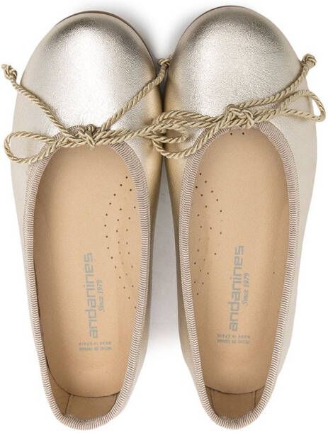ANDANINES Metallic ballerina pumps Goud