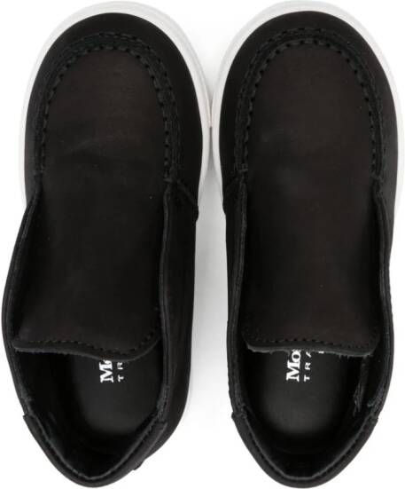 Andrea Montelpare Slip-on sneakers Zwart