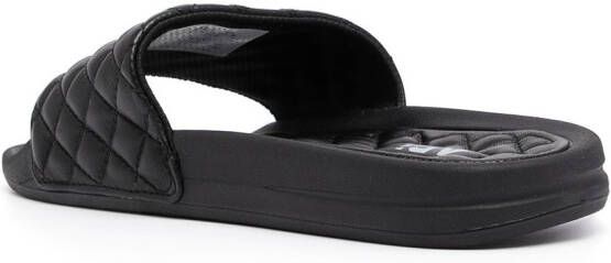 APL: ATHLETIC PROPULSION LABS Lusso gewatteerde slippers Zwart