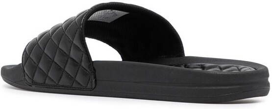 APL: ATHLETIC PROPULSION LABS Lusso slippers Zwart