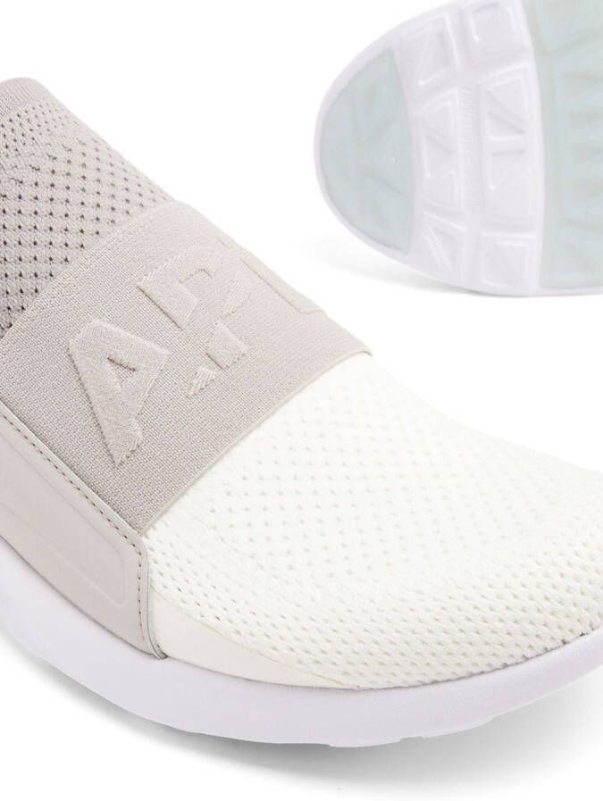 APL: ATHLETIC PROPULSION LABS Sneakers met logo-reliëf Beige