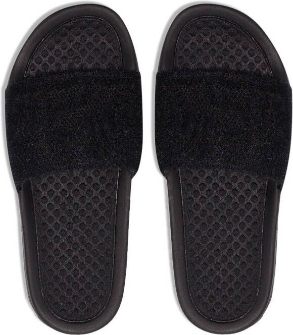 APL: ATHLETIC PROPULSION LABS TechLoom slip-on slippers Zwart