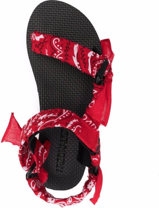 Arizona Love Trekky sandalen met bandanaprint Rood