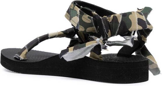 Arizona Love Trekky sandalen met camouflageprint Groen