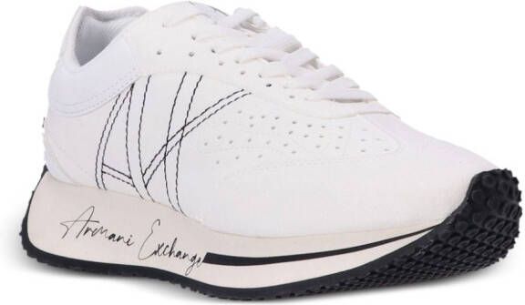 Armani Exchange Sneakers met geborduurd logo Wit