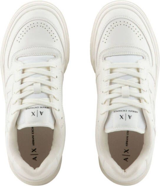 Armani Exchange Sneakers met logo-reliëf Wit