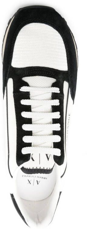 Armani Exchange Sneakers met logoprint Wit