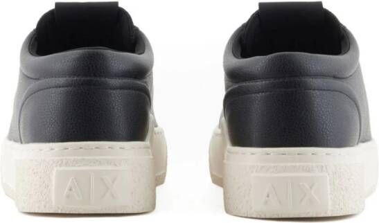 Armani Exchange Sneakers met vlakken en logoprint Zwart