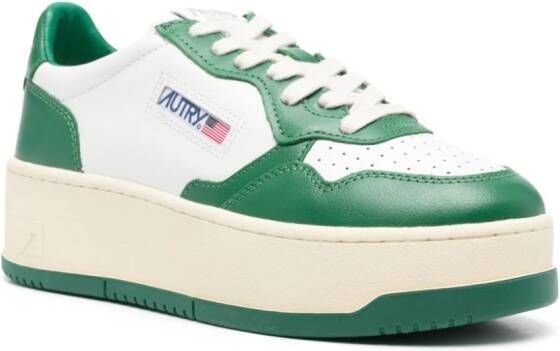 Autry Medalist sneakers met plateauzool Wit