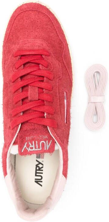 Autry Medalist suede low-top sneakers Rood