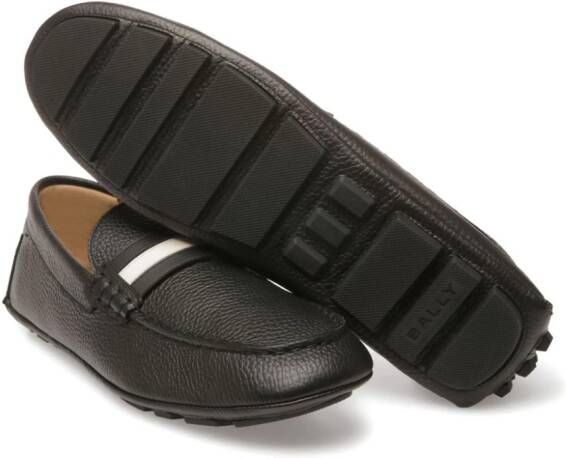 Bally Loafers met ronde neus Zwart