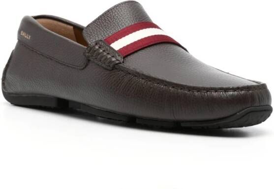 Bally Leren loafers met logoprint Bruin