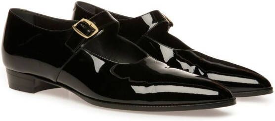 Bally Schoenen met puntige neus Zwart