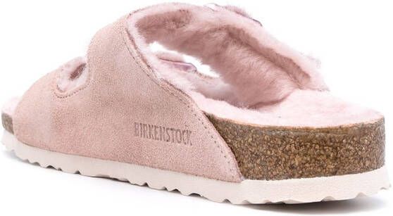 Birkenstock Arizona Fur sandalen met dubbele gesp Roze