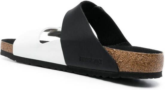 Birkenstock Arizona slippers met colourblocking Zwart