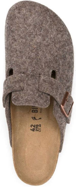 Birkenstock Boston slippers verfraaid met gesp Bruin