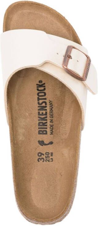 Birkenstock Madrid suede slides Wit