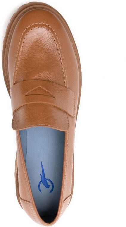 Blue Bird Shoes Loafers met lage hak Bruin