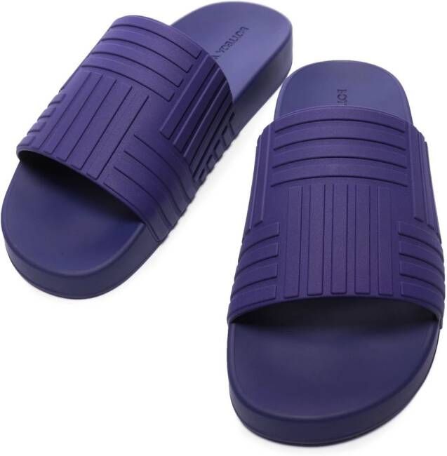 Bottega Veneta Intrecciato slippers met reliëf Blauw