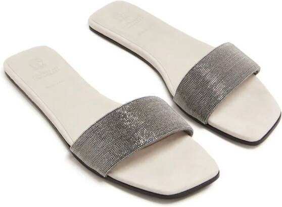 Brunello Cucinelli Leren slippers met monili details Zilver
