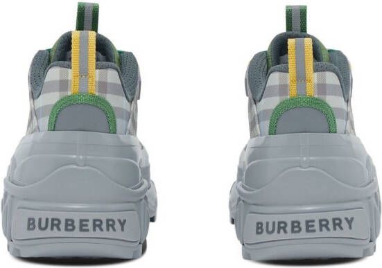 Burberry Arthur geruite sneakers Grijs