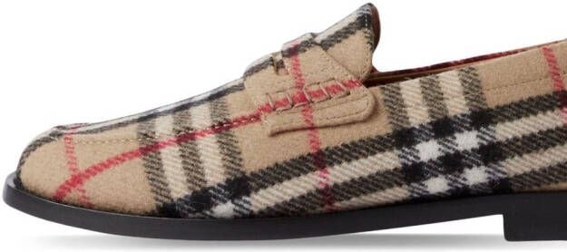 Burberry Geruite loafers Zwart