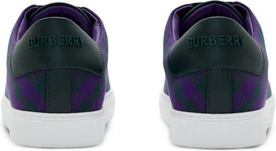 Burberry Geruite sneakers Paars