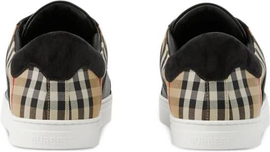 Burberry High-top sneakers Zwart