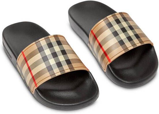 Burberry Kids Slippers met vintage ruit Beige