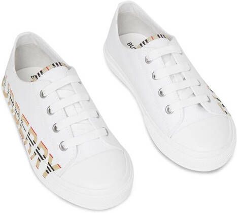 Burberry Kids Sneakers met logostreep Wit