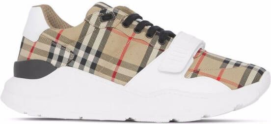 Burberry Sneakers met klittenband Beige