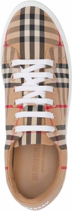 Burberry Sneakers met Vintage check Beige