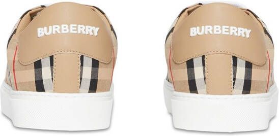 Burberry Sneakers met vintage ruit Bruin