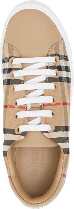 Burberry Sneakers met vintage ruit Bruin