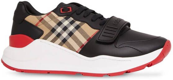 Burberry sneakers on sale zwart