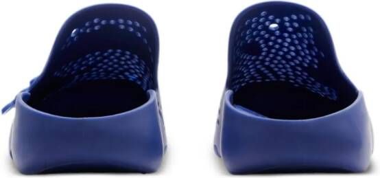 Burberry Stingray geperforeerde slippers Blauw