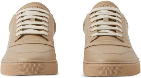 Burberry Sneakers met vintage ruit Beige