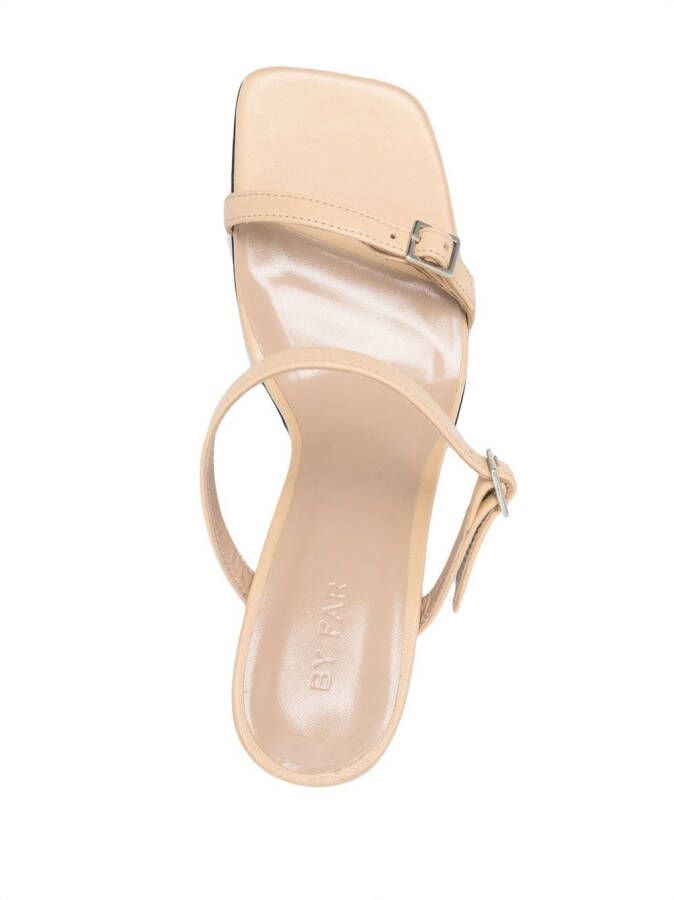 BY FAR Flick sandalen Beige