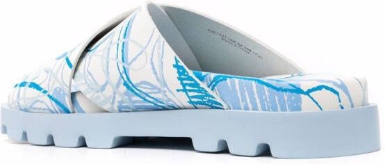 Camper Brutus sandalen met abstracte print Blauw