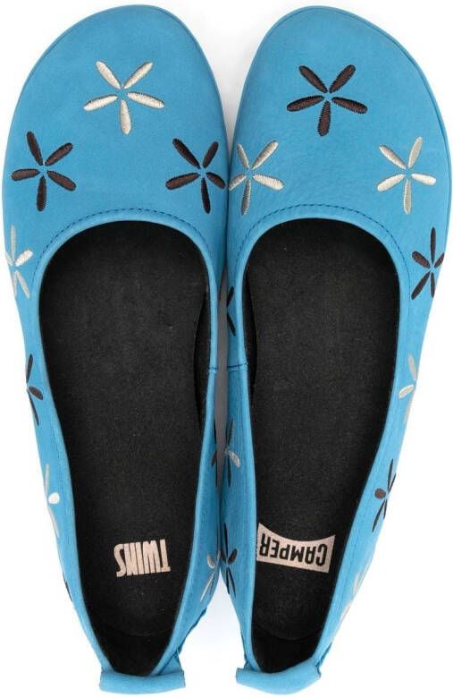 Camper Nina ballerina's met geborduurde bloemen Blauw