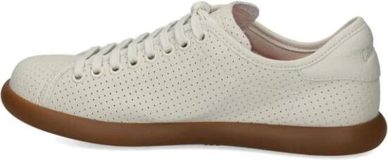 Camper Geperforeerde sneakers Wit