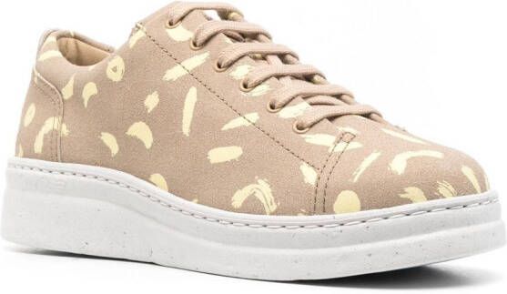 Camper Sneakers met abstract patroon Beige