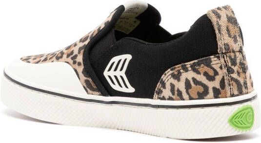 Cariuma Skate Pro sneakers met luipaardprint Bruin