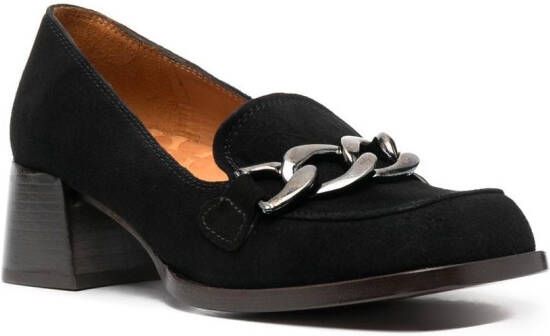 Chie Mihara Loafers met kettingdetail Zwart