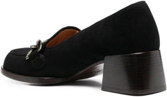 Chie Mihara Loafers met kettingdetail Zwart