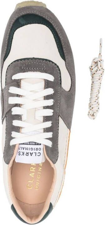 Clarks Originals Sneakers met suède vlak Grijs