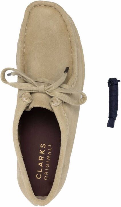 Clarks Originals Veterschoenen met plateauzool Beige